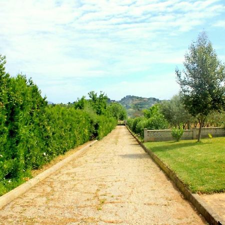 Finca Con Piscina Es Blanquer Guest House ภายนอก รูปภาพ